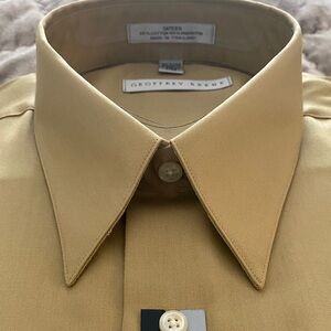 Brand New Wrinkle Free Sateen Geoffrey Beene Men's Mustard Dress Shirt